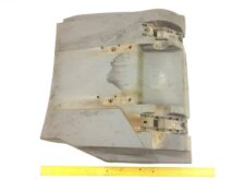 Apărător de noroi axă față dreapta Mercedes A9305200119