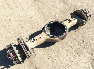 Traversă axă motor scania - coduri 1743710, 1733947 1 Traversă axă motor scania – coduri 1743710, 1733947