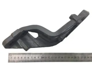 Suport teavă de evacuare daf 1708561 – piesă metalică 22 cm