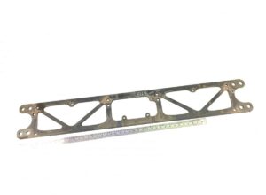 Traversă cadru metalic pentru vehicule daf – coduri 1911609, 2121773, 1857654