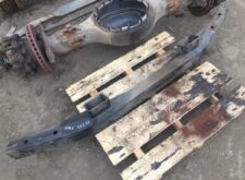 Bara de protecție față Volvo - Cod 82247876