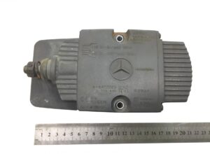 Comutator izolator baterie mercedes-benz a0004460663 1 Comutator izolator baterie mercedes-benz a0004460663