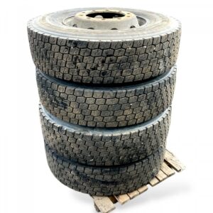 Set 4 roți volvo 295/80 r22. 5 1 Set 4 roți volvo 295/80 r22. 5