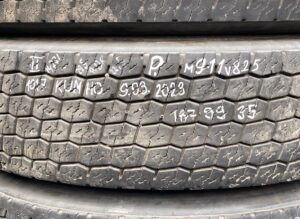 Roată scania 295/80r22. 5 225x9 225x8. 25 m911v825 1 Roată scania 295/80r22. 5 225x9 225x8. 25 m911v825