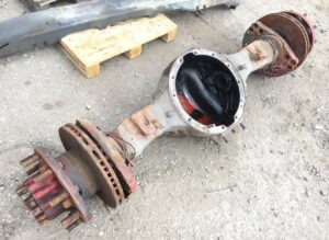 Traversă axa spate motor volvo 1671987 22324064-11 1 Traversă axa spate motor volvo 1671987 22324064-11