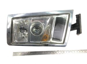 Far dreapta volvo 20713725 20763001 20861576 21001651 1 Far dreapta volvo 20713725 20763001 20861576 21001651