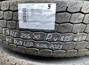 Roată scania 295/80r22. 5 dunlop 5. 04. 2023 1 Roată scania 295/80r22. 5 dunlop 5. 04. 2023
