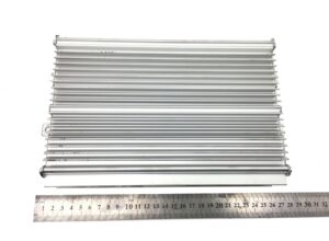 Radiator intercooler scania 1775963, 2294301, 2022607, 2083785, 2054673, 1784018, 1777636, 2152806, 2110664, 2182503, 2294322, 1917540, 1858195, 1867766, 1888355, 1923417
