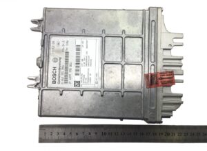 Unitate de control cutie de viteze ecu scania bosch 24v 0 281 001 014 1 Unitate de control cutie de viteze ecu scania bosch 24v 0 281 001 014