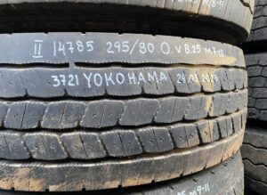 Anvelopă yokohama 295/80 r22. 5 – 3721