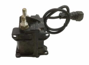 Comutator izolator baterie scania cu cablu conector 2025739-30 1 Comutator izolator baterie scania cu cablu conector 2025739-30