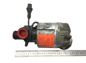 Pompa de circulație lichid de răcire scania 2119652 1852417