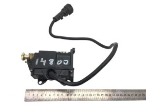 Comutator izolator baterie scania 2025739-11 cu conector și cablu 1 Comutator izolator baterie scania 2025739-11 cu conector și cablu