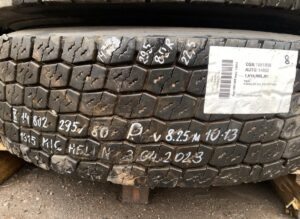 Roată scania 295/80r22. 5 8. 25r22. 5