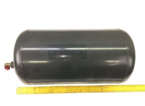 Rezervor de aer scania 1357950 / 1383777 / 488217-26 – negru, cilindric, cu fitil metalic