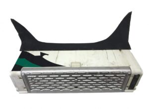 Placă de treaptă superioară completă dreapta pentru renault 1 Placă de treaptă superioară completă dreapta pentru renault