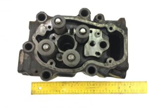 Chiuloasă scania pentru motoare diesel - coduri oem: 1921303, 2005283, 2330322, 1874583, 1855950, 2002702 1 Chiuloasă scania pentru motoare diesel – coduri oem: 1921303, 2005283, 2330322, 1874583, 1855950, 2002702