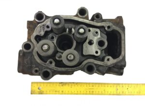 Chiuloasă scania pentru motor diesel, diverse coduri 1921303, 2005283, 2330322, 1874583, 1855950, 2002702 1 Chiuloasă scania pentru motor diesel, diverse coduri 1921303, 2005283, 2330322, 1874583, 1855950, 2002702