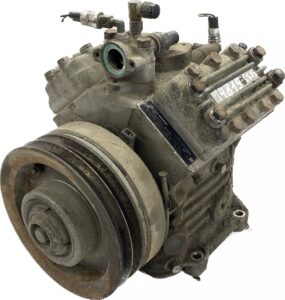 Compresor ac volvo 21213108 / 21213088 / 20906108 / 21147355 / 2112430-18 1 Compresor ac volvo 21213108 / 21213088 / 20906108 / 21147355 / 2112430-18