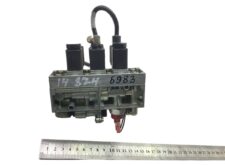 Supapă de Control Ușă Laterală pentru Autobuz Volvo (Coduri: 20550838, A0007605678, 8825902, 6020, 88259026020, 13302122, 1518106, A0007607078, 0007605678, 0007607078, 2131060, 1848972)