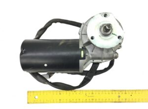 Motor ștergător parbriz scania – coduri: 81264016051, 81. 26401-6051, 70303651, 83. 26201-6001, 83262016001, 42336872, 11026886