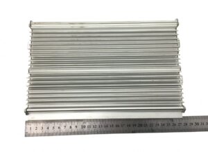 Radiator de răcire unitate de control scania 1775963, 2294301, 2022607, 2083785, 2054673, 1784018, 1777636, 2152806, 2110664, 2182503, 2294322, 1917540, 1858195, 1867766, 1888355, 1923417