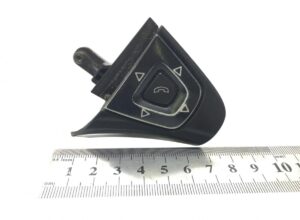 Modul comutator pe volan dreapta scania cu butoane pentru telefon 1 Modul comutator pe volan dreapta scania cu butoane pentru telefon