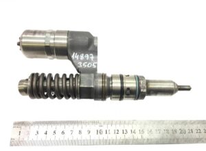 Injector de combustibil irisbus 500380884 / 2998524 1 Injector de combustibil irisbus 500380884 / 2998524