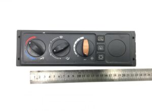 Panou comenzi încălzire cabină volvo 21113421 1 Panou comenzi încălzire cabină volvo 21113421
