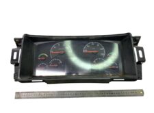 Panou de bord pentru Volvo, coduri: 70398585, 70329295, 70378703, 70392912, 70393853, 70395665, 70398547, 22170119, 22205475