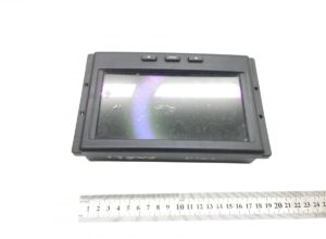 Ecran pentru șofer volvo – afișaj electronic cu trei butoane – dimensiuni: 17 cm x 9 cm