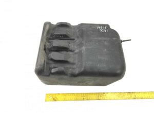 Vas pentru spălarea parbrizului volvo 70344893 / 70372777 / 21708949 / 21726642 / 70331059 1 Vas pentru spălarea parbrizului volvo 70344893 / 70372777 / 21708949 / 21726642 / 70331059