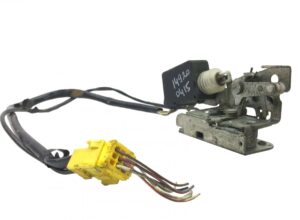 Încuietoare ușă stânga volvo cu conector electric galben 1 Încuietoare ușă stânga volvo cu conector electric galben