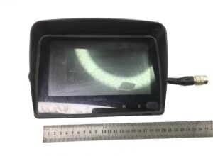 Ecran pentru șofer volvo cw-635 cu măsurător de 22 cm 1 Ecran pentru șofer volvo cw-635 cu măsurător de 22 cm