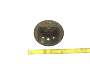 Placă metalică cu orificii pentru fixare - volvo 20376592 1 Placă metalică cu orificii pentru fixare – volvo 20376592