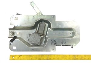 Mecanism regulator de geam dreapta volvo cod 6798615/8152613