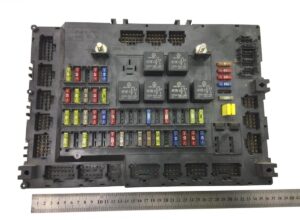 Panou de siguranțe pentru mercedes - cod a0014463558 / 0014463558 1 Panou de siguranțe pentru mercedes – cod a0014463558 / 0014463558
