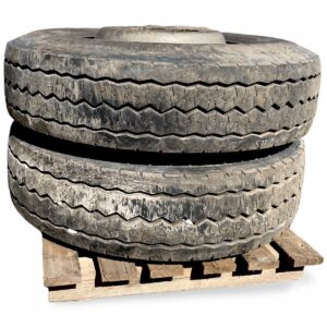 Set 2 roți uzate scania 295/80 r22. 5, 225 x 825-16