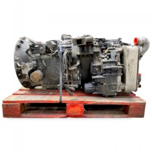 Cutie de viteze scania pe palet de lemn