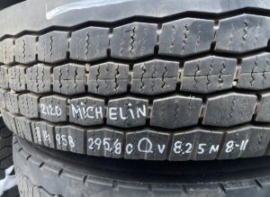 Anvelopă michelin 295/80r22. 5 8,25m 8-11 1 Anvelopă michelin 295/80r22. 5 8,25m 8-11