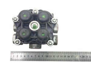 Supapă de protecție cu patru circuite volvo ii36012n50-11 1 Supapă de protecție cu patru circuite volvo ii36012n50-11