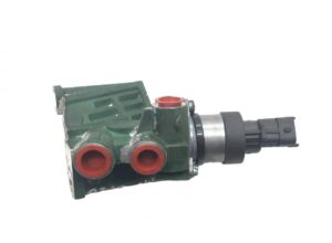 Regulator de presiune combustibil pentru volvo, coduri 21638691, 20794130, 21103266, 21060258, 20993071, 742638691