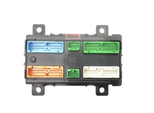 Unitate de control vecu volvo - diverse conectori colorati 1 Unitate de control vecu volvo – diverse conectori colorati