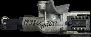 Comutator de blocare contact cu cheie pentru volvo 9958590 22765475 1063432 12 1 Comutator de blocare contact cu cheie pentru volvo 9958590 22765475 1063432 12