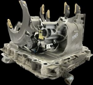 Capac cutie de viteze volvo – coduri: 20817639, 20971771, 21314140, 21571887, 21484415, 22117097, 22780683, 85020893, 20775880, 20775878, 20817640, 21314171