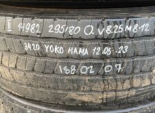 Roată Volvo 295/80R22.5 YOKOHAMA 3420