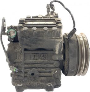 Compresor ac pentru volvo (coduri: 21213108, 21213088, 20906108, 21147355, 2112430) 1 Compresor ac pentru volvo (coduri: 21213108, 21213088, 20906108, 21147355, 2112430)