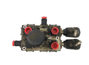 Supapă lichid de răcire încălzitor de apă volvo - coduri 22253130, 22359430, 21903154 1 Supapă lichid de răcire încălzitor de apă volvo – coduri 22253130, 22359430, 21903154