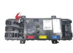 Panou de siguranțe volvo 22619969-p03 1 Panou de siguranțe volvo 22619969-p03