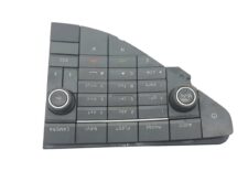Radio Auto Volvo cu Panou de Control și Butoane pentru Funcții Multiple